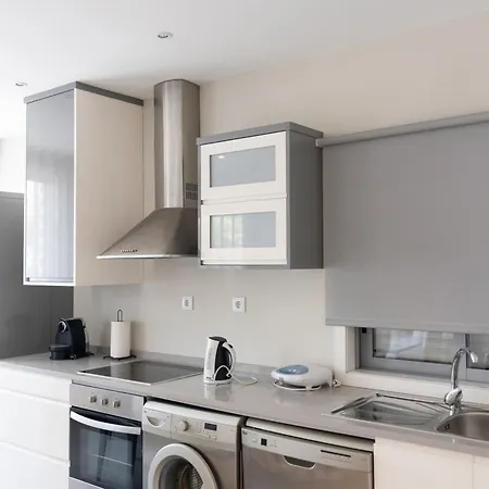 Ribeiro Riverside Apartment